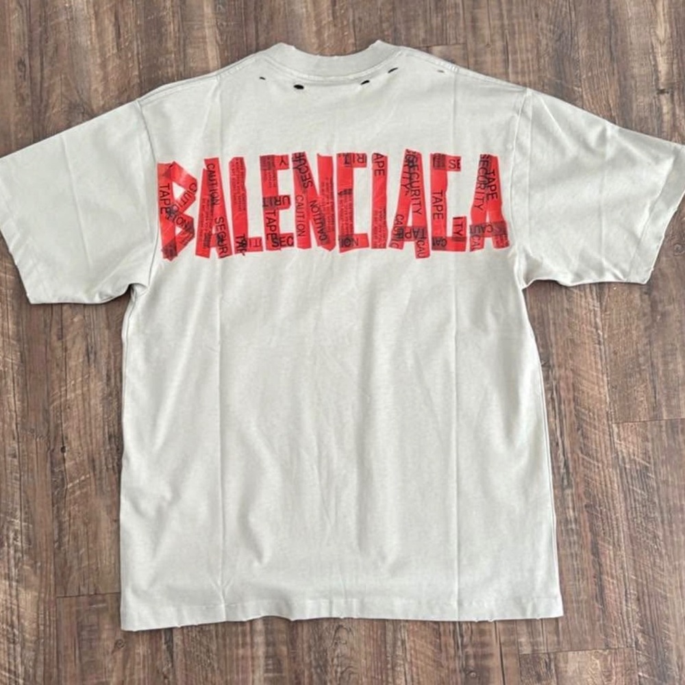 Balenciaga L T-Shirt